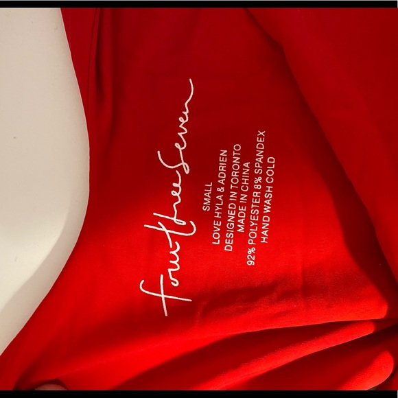 437 one piece (NEVER WORN) - Picture 3 of 3